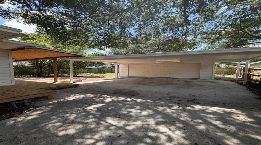 Tampa, Florida 33604, 3 Bedroom Bedrooms, ,2 Bathroombathrooms,Residential,For Sale,Lambright,0,Mfrtb8540403