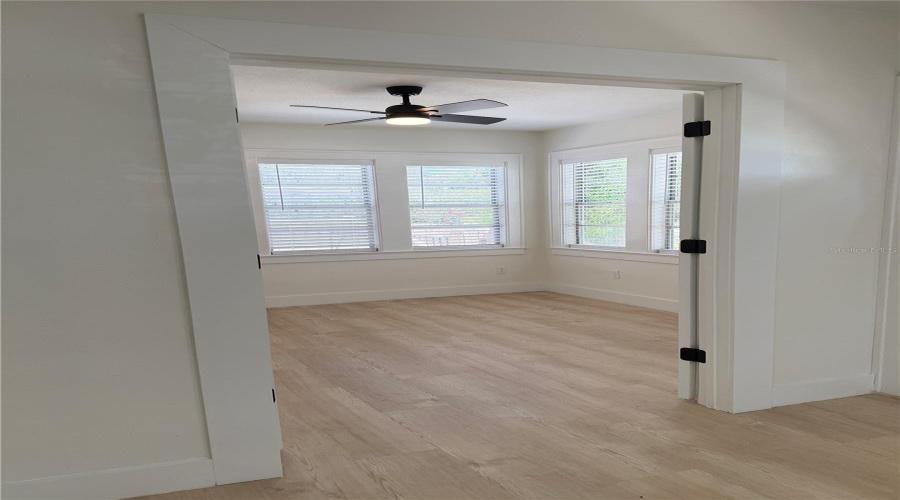 Tampa, Florida 33604, 3 Bedroom Bedrooms, ,2 Bathroombathrooms,Residential,For Sale,Lambright,0,Mfrtb8540403