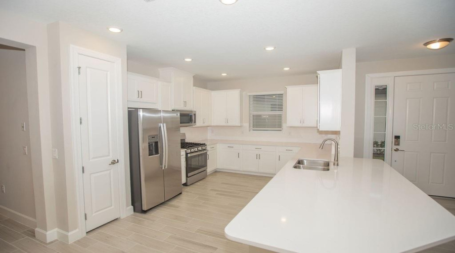 Wesley Chapel, Florida 33543, 3 Bedroom Bedrooms, ,2 Bathroombathrooms,Residential,For Sale,Rosatti,0,Mfrtb8496768