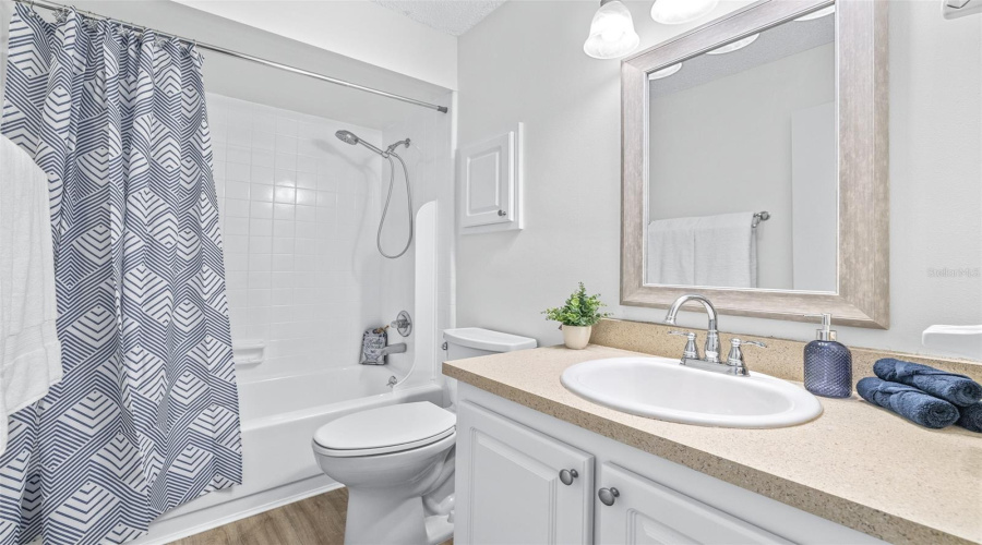 Lakeland, Florida 33801, 2 Bedroom Bedrooms, ,1 Bathroombathrooms,Residential,For Sale,Morgan Combee,0,Mfrl4963162