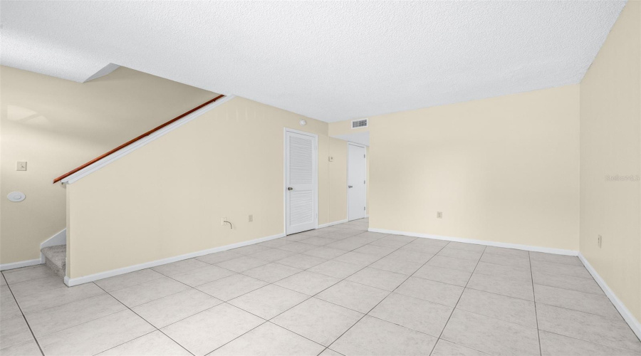 Lakeland, Florida 33801, 2 Bedroom Bedrooms, ,1 Bathroombathrooms,Residential,For Sale,Morgan Combee,0,Mfrl4963162