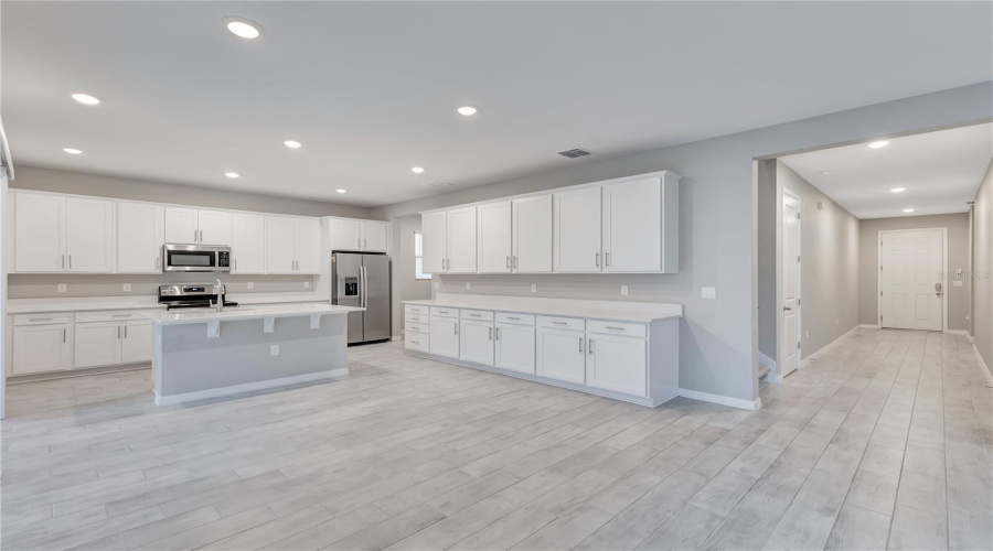 Haines City, Florida 33844, 5 Bedroom Bedrooms, ,3 Bathroombathrooms,Residential,For Sale,Heritage Square,0,Mfro6436596