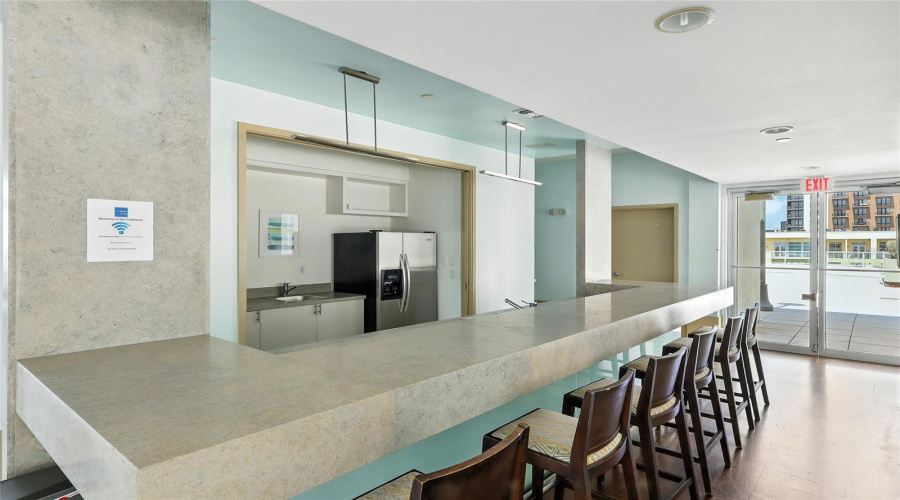 Tampa, Florida 33602, 2 Bedroom Bedrooms, ,2 Bathroombathrooms,Residential,For Sale,12Th,0,Mfrtb8520818
