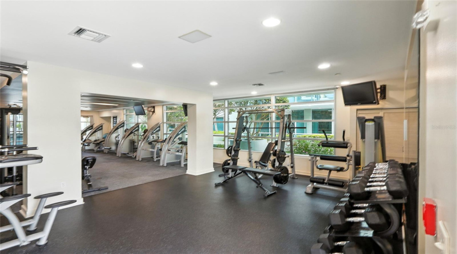 Tampa, Florida 33602, 2 Bedroom Bedrooms, ,2 Bathroombathrooms,Residential,For Sale,12Th,0,Mfrtb8520818