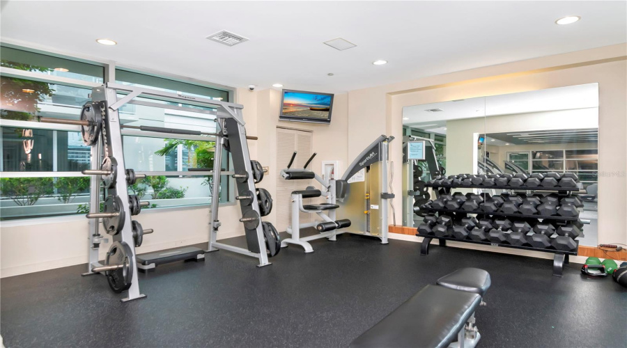 Tampa, Florida 33602, 2 Bedroom Bedrooms, ,2 Bathroombathrooms,Residential,For Sale,12Th,0,Mfrtb8520818