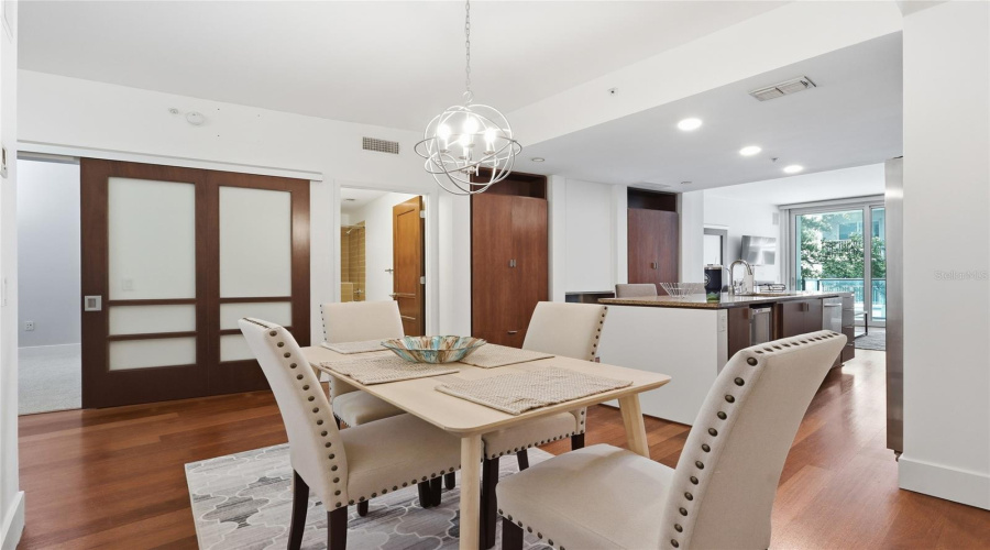 Tampa, Florida 33602, 2 Bedroom Bedrooms, ,2 Bathroombathrooms,Residential,For Sale,12Th,0,Mfrtb8520818