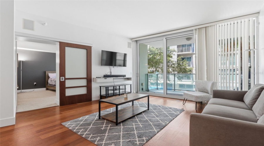 Tampa, Florida 33602, 2 Bedroom Bedrooms, ,2 Bathroombathrooms,Residential,For Sale,12Th,0,Mfrtb8520818