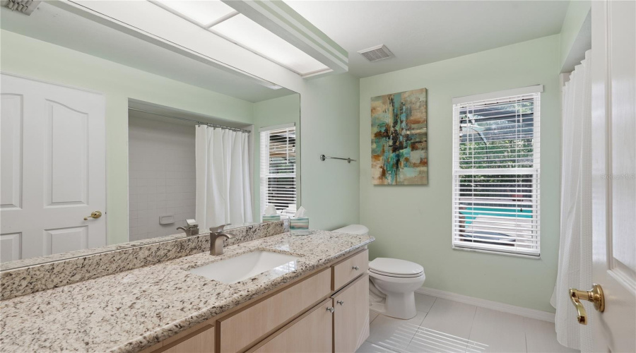 Gainesville, Florida 32606, 3 Bedroom Bedrooms, ,2 Bathroombathrooms,Residential,For Sale,106Th,0,Mfrgc540967