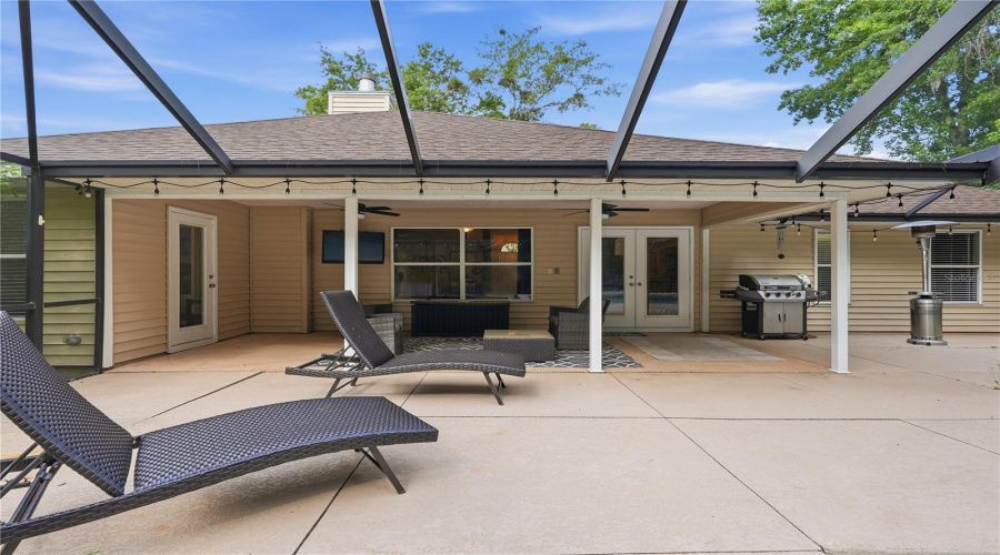 Gainesville, Florida 32606, 3 Bedroom Bedrooms, ,2 Bathroombathrooms,Residential,For Sale,106Th,0,Mfrgc540967