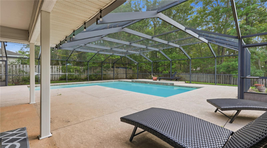 Gainesville, Florida 32606, 3 Bedroom Bedrooms, ,2 Bathroombathrooms,Residential,For Sale,106Th,0,Mfrgc540967