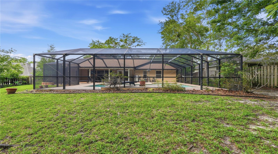 Gainesville, Florida 32606, 3 Bedroom Bedrooms, ,2 Bathroombathrooms,Residential,For Sale,106Th,0,Mfrgc540967