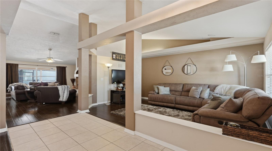 Gainesville, Florida 32606, 3 Bedroom Bedrooms, ,2 Bathroombathrooms,Residential,For Sale,106Th,0,Mfrgc540967