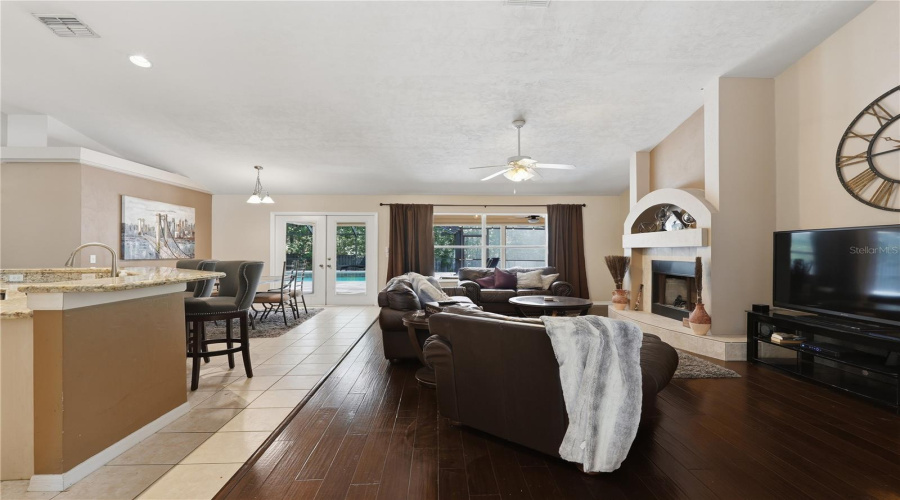 Gainesville, Florida 32606, 3 Bedroom Bedrooms, ,2 Bathroombathrooms,Residential,For Sale,106Th,0,Mfrgc540967