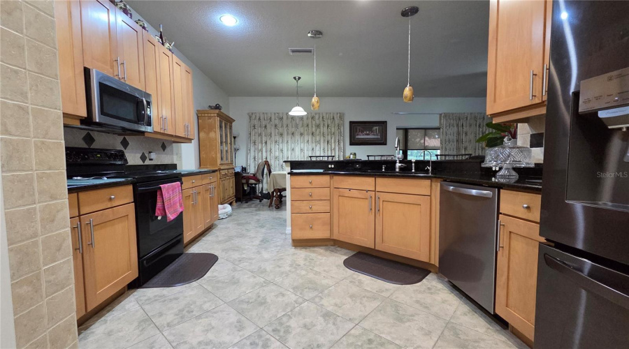 Lake Wales, Florida 33859, 2 Bedroom Bedrooms, ,2 Bathroombathrooms,Residential,For Sale,Birkdale,0,Mfrg5116808
