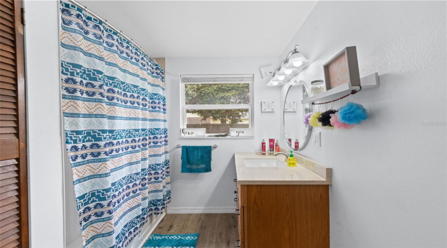 Clearwater, Florida 33759, 4 Bedroom Bedrooms, ,2 Bathroombathrooms,Residential,For Sale,Carlton,0,Mfrtb8531802