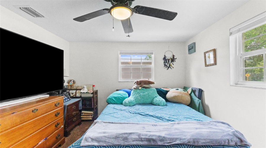 Clearwater, Florida 33759, 4 Bedroom Bedrooms, ,2 Bathroombathrooms,Residential,For Sale,Carlton,0,Mfrtb8531802