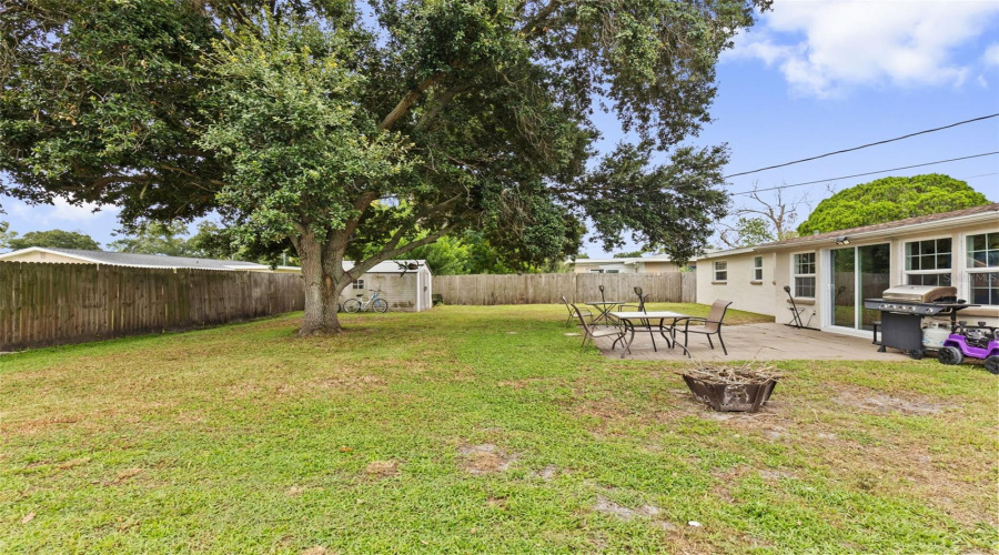 Clearwater, Florida 33759, 4 Bedroom Bedrooms, ,2 Bathroombathrooms,Residential,For Sale,Carlton,0,Mfrtb8531802