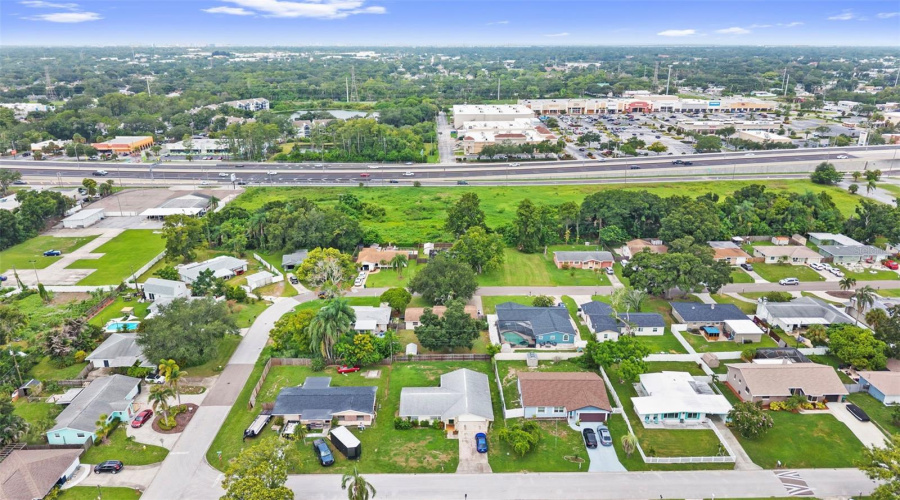 Clearwater, Florida 33759, 4 Bedroom Bedrooms, ,2 Bathroombathrooms,Residential,For Sale,Carlton,0,Mfrtb8531802