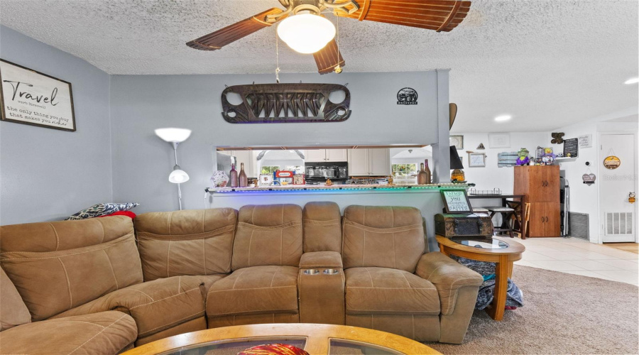 Clearwater, Florida 33759, 4 Bedroom Bedrooms, ,2 Bathroombathrooms,Residential,For Sale,Carlton,0,Mfrtb8531802
