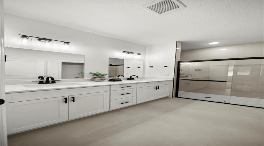 Citrus Springs, Florida 34433, 4 Bedroom Bedrooms, ,2 Bathroombathrooms,Residential,For Sale,G Martinelli,0,Mfrtb8542895