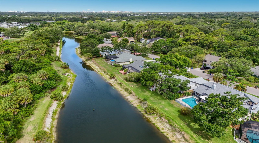 Sarasota, Florida 34232, 3 Bedroom Bedrooms, ,2 Bathroombathrooms,Residential,For Sale,Faulkwood,0,Mfra4695397