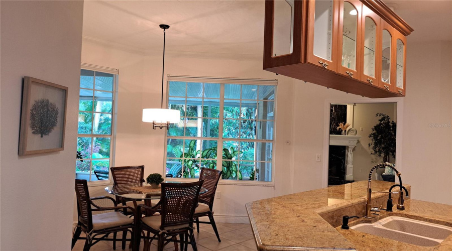 Sarasota, Florida 34239, 3 Bedroom Bedrooms, ,2 Bathroombathrooms,Residential,For Sale,Burton,0,Mfro6367915