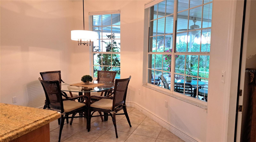 Sarasota, Florida 34239, 3 Bedroom Bedrooms, ,2 Bathroombathrooms,Residential,For Sale,Burton,0,Mfro6367915