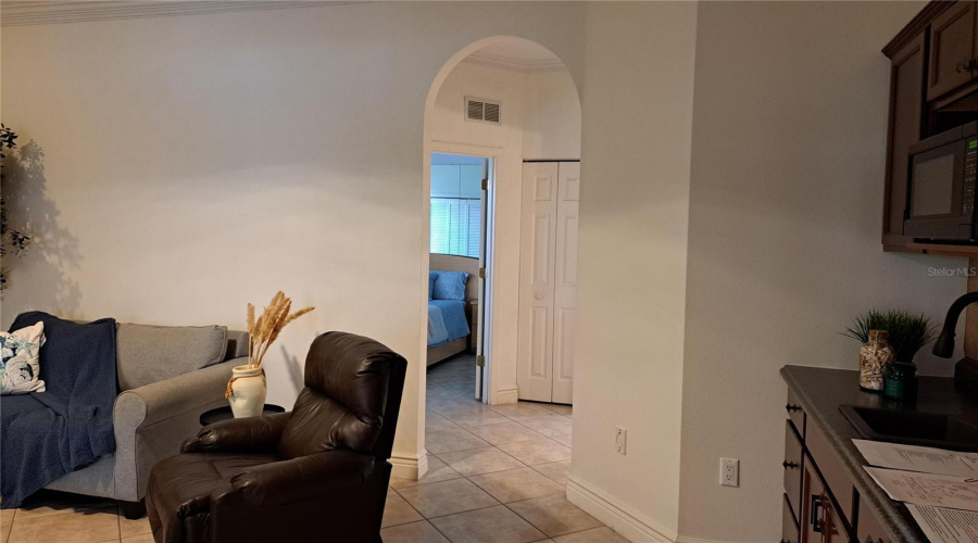 Sarasota, Florida 34239, 3 Bedroom Bedrooms, ,2 Bathroombathrooms,Residential,For Sale,Burton,0,Mfro6367915