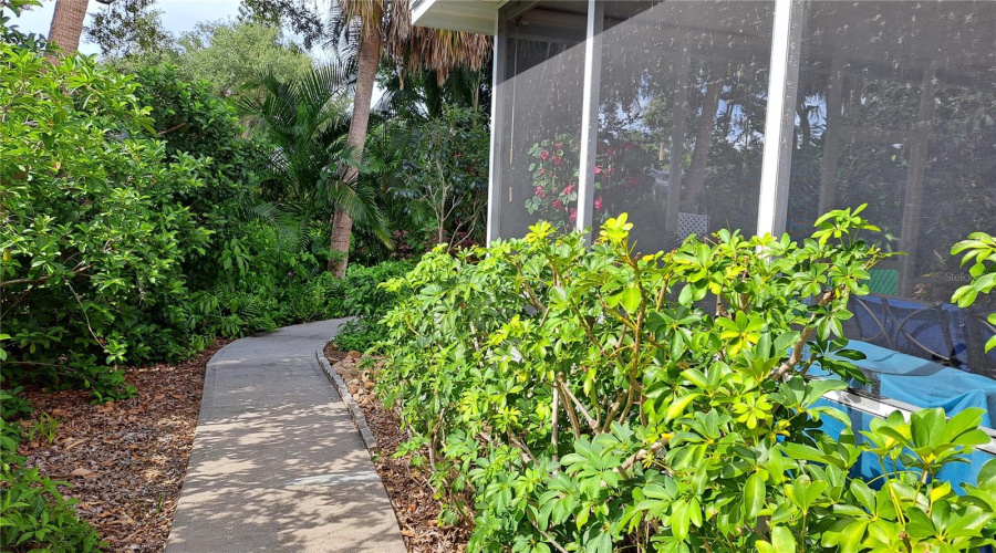 Sarasota, Florida 34239, 3 Bedroom Bedrooms, ,2 Bathroombathrooms,Residential,For Sale,Burton,0,Mfro6367915
