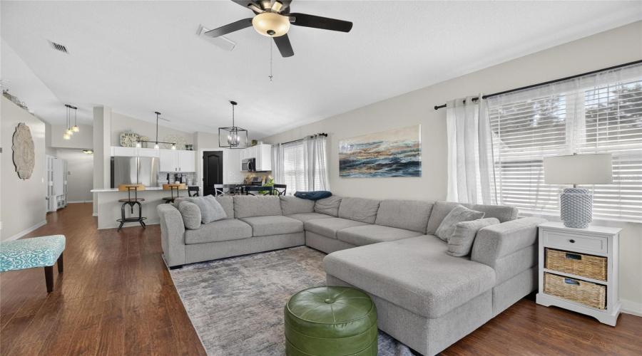 Apollo Beach, Florida 33572, 3 Bedroom Bedrooms, ,2 Bathroombathrooms,Residential,For Sale,Devonbridge Garden,0,Mfrtb8540995