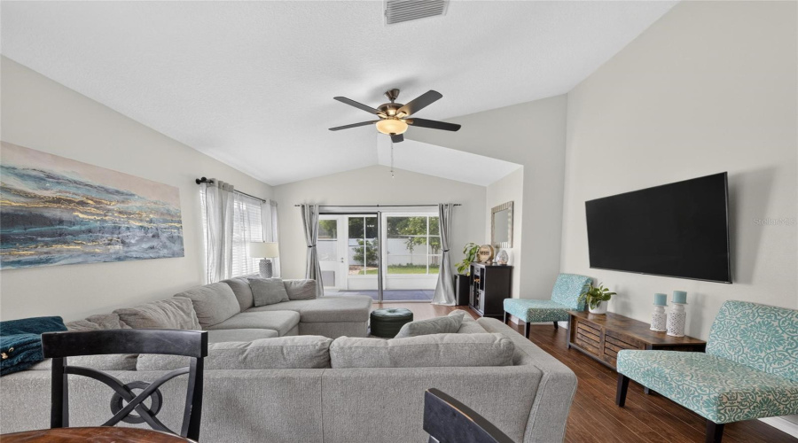 Apollo Beach, Florida 33572, 3 Bedroom Bedrooms, ,2 Bathroombathrooms,Residential,For Sale,Devonbridge Garden,0,Mfrtb8540995