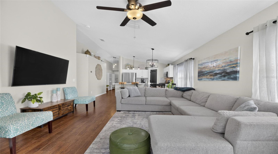 Apollo Beach, Florida 33572, 3 Bedroom Bedrooms, ,2 Bathroombathrooms,Residential,For Sale,Devonbridge Garden,0,Mfrtb8540995
