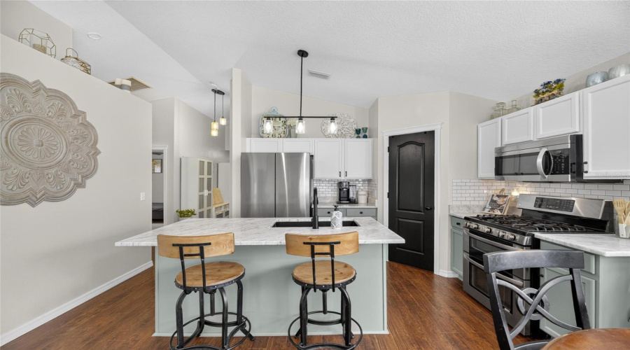 Apollo Beach, Florida 33572, 3 Bedroom Bedrooms, ,2 Bathroombathrooms,Residential,For Sale,Devonbridge Garden,0,Mfrtb8540995