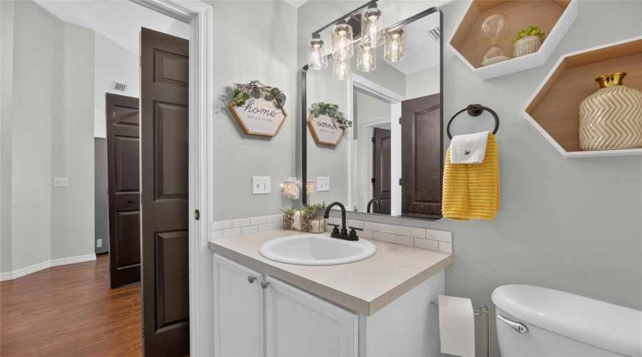 Apollo Beach, Florida 33572, 3 Bedroom Bedrooms, ,2 Bathroombathrooms,Residential,For Sale,Devonbridge Garden,0,Mfrtb8540995