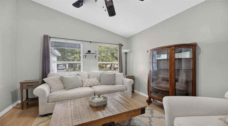Apollo Beach, Florida 33572, 3 Bedroom Bedrooms, ,2 Bathroombathrooms,Residential,For Sale,Devonbridge Garden,0,Mfrtb8540995