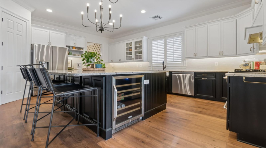 Winter Park, Florida 32789, 4 Bedroom Bedrooms, ,4 Bathroombathrooms,Residential,For Sale,Magnolia Ave,0,Mfro6396118