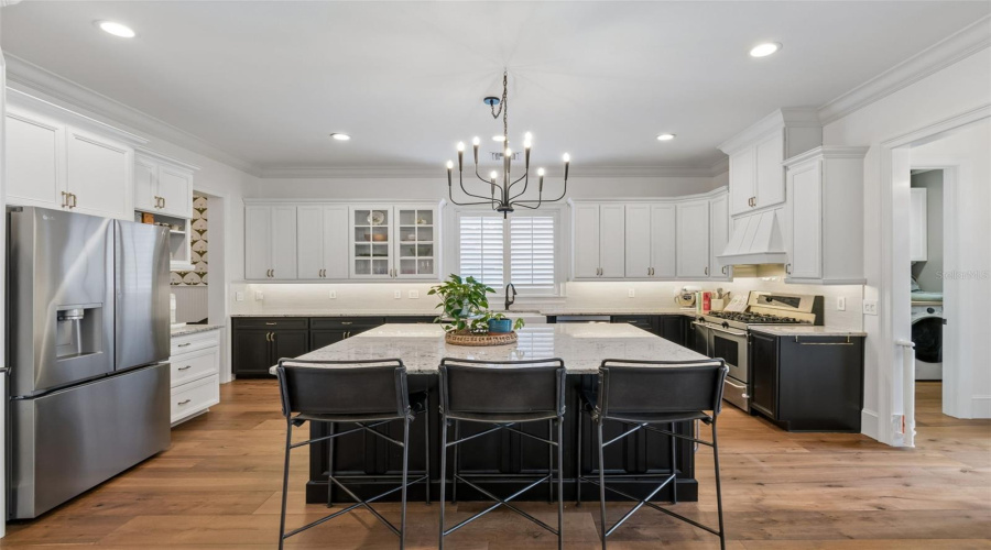 Winter Park, Florida 32789, 4 Bedroom Bedrooms, ,4 Bathroombathrooms,Residential,For Sale,Magnolia Ave,0,Mfro6396118
