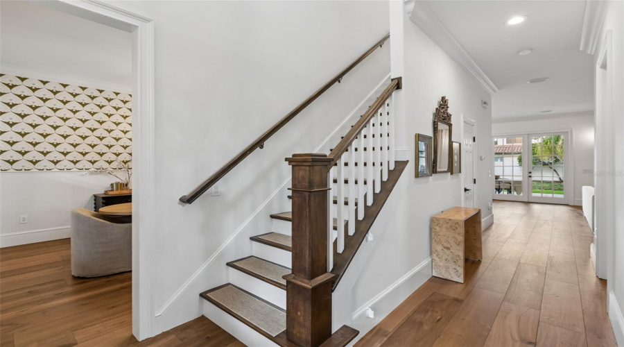 Winter Park, Florida 32789, 4 Bedroom Bedrooms, ,4 Bathroombathrooms,Residential,For Sale,Magnolia Ave,0,Mfro6396118