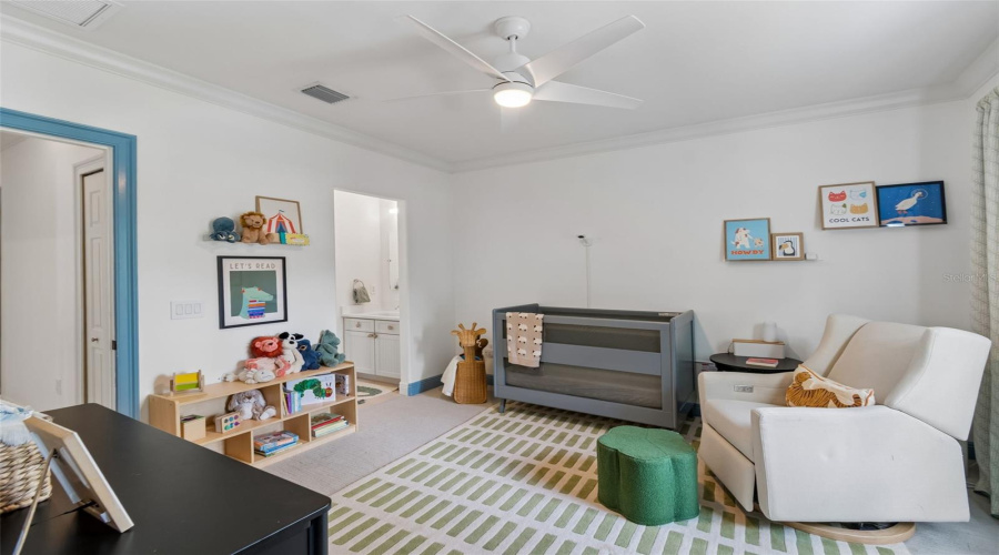 Winter Park, Florida 32789, 4 Bedroom Bedrooms, ,4 Bathroombathrooms,Residential,For Sale,Magnolia Ave,0,Mfro6396118
