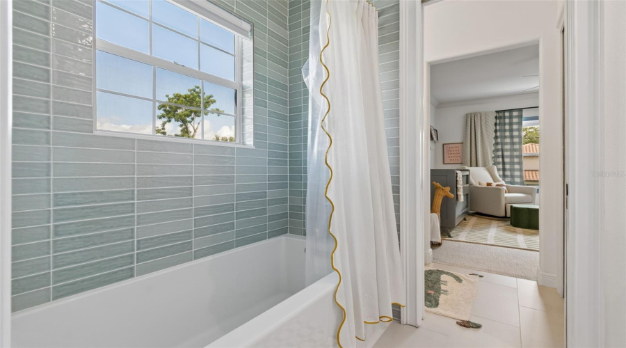Winter Park, Florida 32789, 4 Bedroom Bedrooms, ,4 Bathroombathrooms,Residential,For Sale,Magnolia Ave,0,Mfro6396118