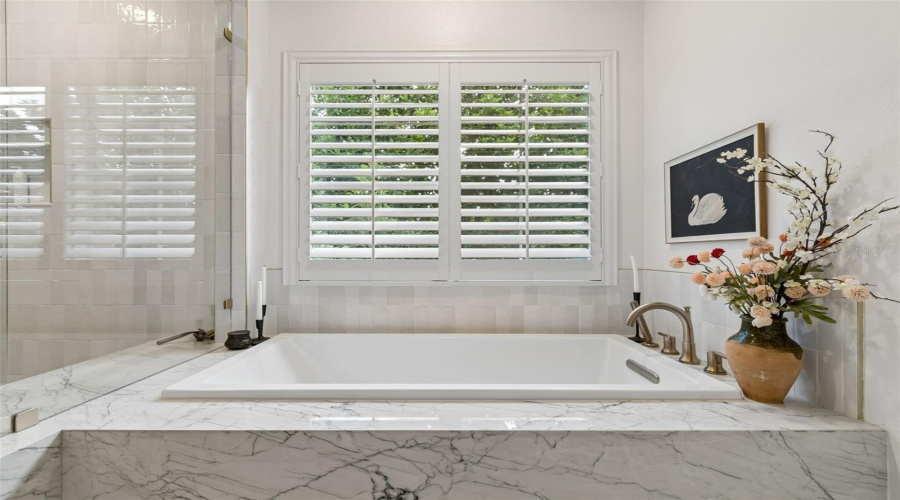 Winter Park, Florida 32789, 4 Bedroom Bedrooms, ,4 Bathroombathrooms,Residential,For Sale,Magnolia Ave,0,Mfro6396118