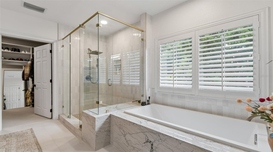 Winter Park, Florida 32789, 4 Bedroom Bedrooms, ,4 Bathroombathrooms,Residential,For Sale,Magnolia Ave,0,Mfro6396118
