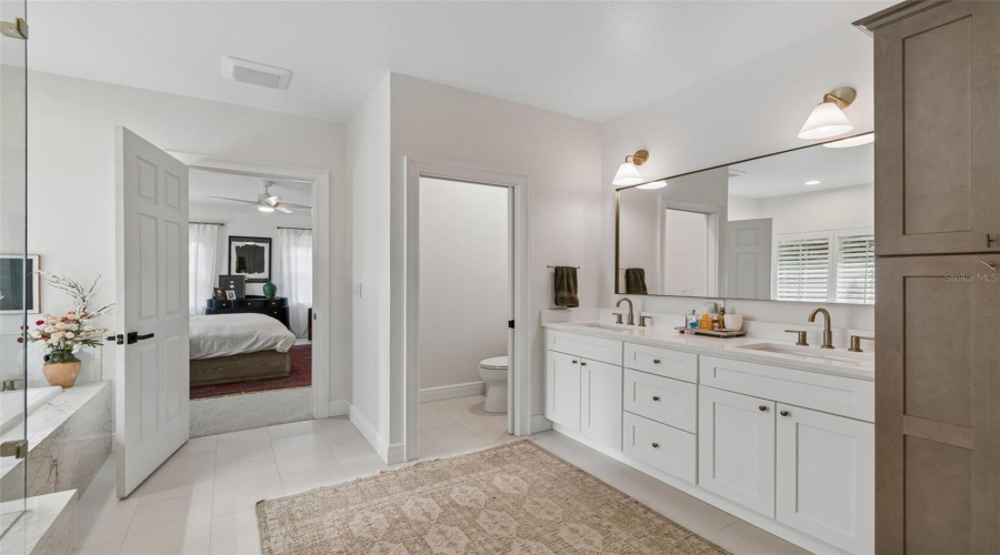 Winter Park, Florida 32789, 4 Bedroom Bedrooms, ,4 Bathroombathrooms,Residential,For Sale,Magnolia Ave,0,Mfro6396118