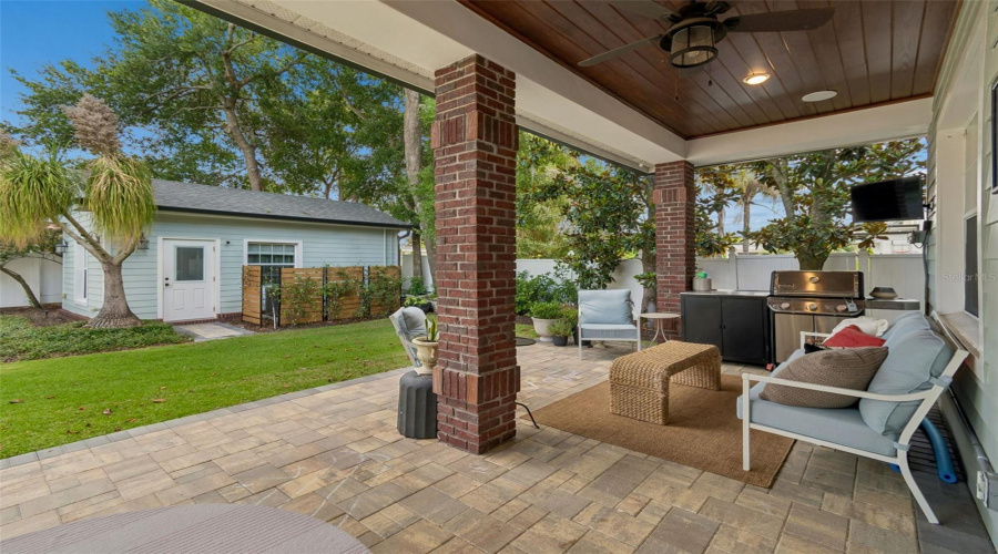 Winter Park, Florida 32789, 4 Bedroom Bedrooms, ,4 Bathroombathrooms,Residential,For Sale,Magnolia Ave,0,Mfro6396118