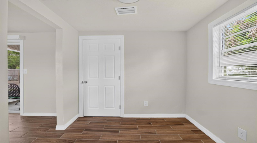 Tampa, Florida 33619, 3 Bedroom Bedrooms, ,1 Bathroombathrooms,Residential,For Sale,87Th,0,Mfro6426725