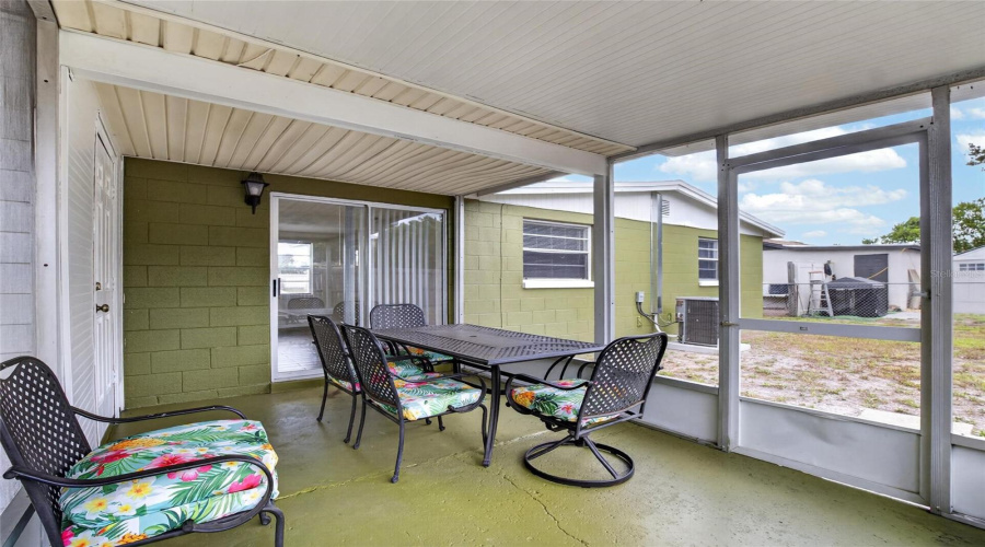 Tampa, Florida 33619, 3 Bedroom Bedrooms, ,1 Bathroombathrooms,Residential,For Sale,87Th,0,Mfro6426725