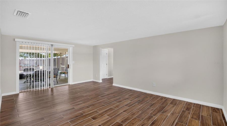 Tampa, Florida 33619, 3 Bedroom Bedrooms, ,1 Bathroombathrooms,Residential,For Sale,87Th,0,Mfro6426725