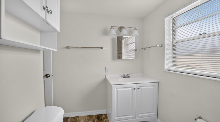 Tampa, Florida 33619, 3 Bedroom Bedrooms, ,1 Bathroombathrooms,Residential,For Sale,87Th,0,Mfro6426725