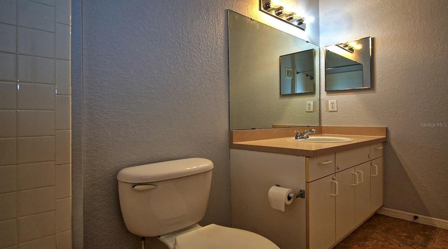 Orlando, Florida 32839, 2 Bedroom Bedrooms, ,2 Bathroombathrooms,Residential,For Sale,Conroy,0,Mfro6436670