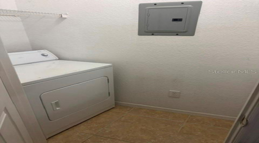 Orlando, Florida 32839, 2 Bedroom Bedrooms, ,2 Bathroombathrooms,Residential,For Sale,Conroy,0,Mfro6436670